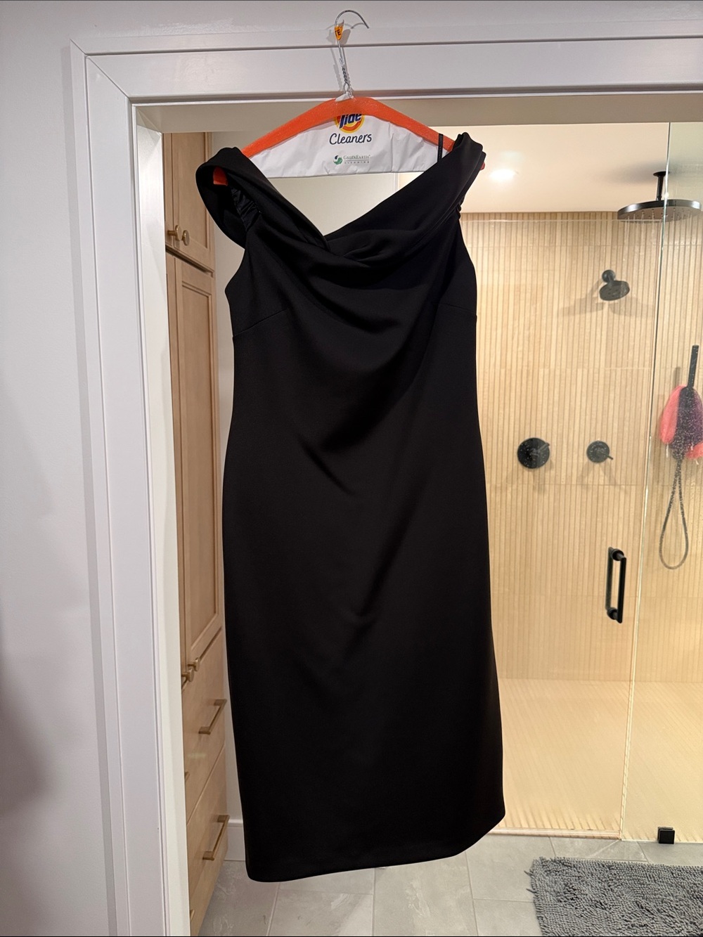 Donna Karan Black Strapless Draped Sheath Cocktail Dress